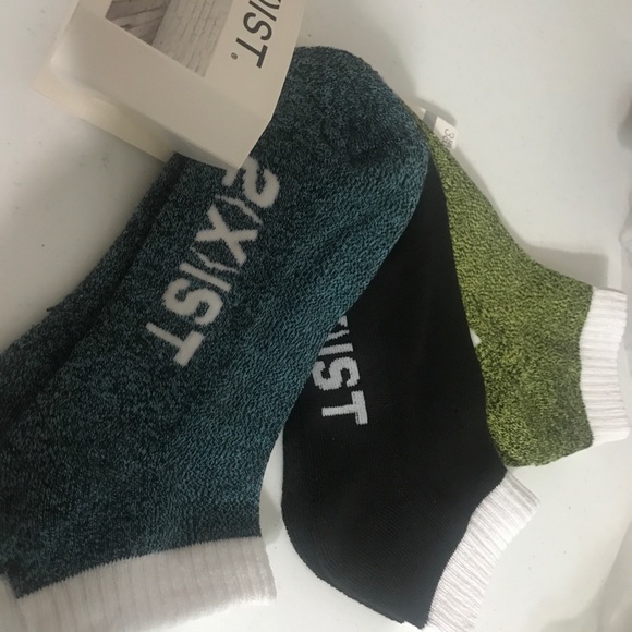 2(X)IST 20 PAIRS LADIES LOW CUT SOCKS FREE GIFTS MEET POSHER LARRY TO FIND OUT - Picture 6 of 10